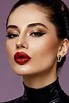 Актриса Hajrah Khan — превью фото персоны