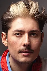 Актёр Loïc Hobi — фото персоны