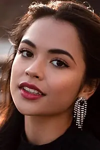 Актриса Селина Мур — фото персоны
