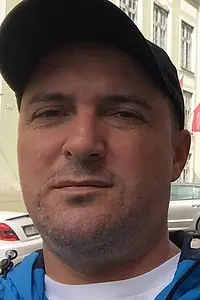 Актёр Виталий Сащиков — фото персоны