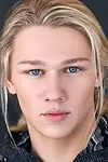 Актёр Caden Smith — превью фото персоны