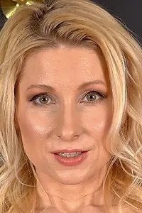 Актриса Ванесса Хелл — фото персоны