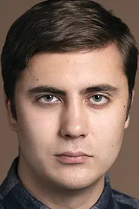 Актёр Никита Евтушенко — фото персоны