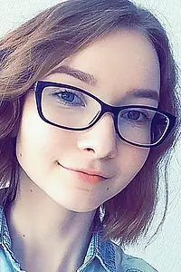 Актриса Арина Салахутдинова — фото персоны