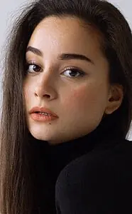 Актриса Лейла Атаулла — главное фото персоны