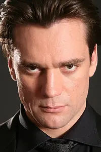 Актёр Дмитрий Миллер — фото персоны