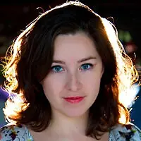 Актриса Уандер Расселл — фото персоны