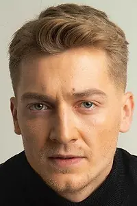 Актёр Эрдем Шанлы — фото персоны