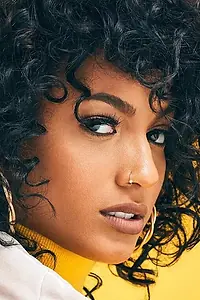 Актриса DaniLeigh — главное фото персоны