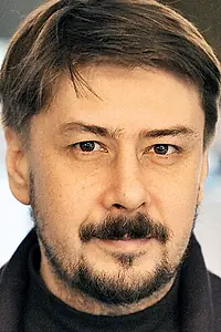 Актёр Рустэм Юскаев — фото персоны