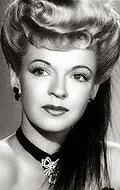Актриса Дэйл Эванс — фото персоны