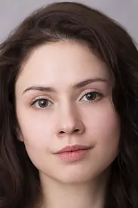 Актриса Еннифер Балухова — фото персоны