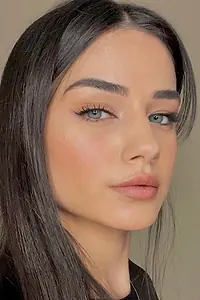 Актриса Asli Atil — фото персоны