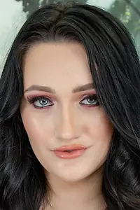 Актриса Megan Hughes — главное фото персоны