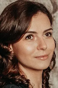 Актриса Юлия Зеленова — фото персоны