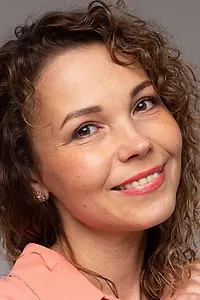 Актриса Елена Комиссарова — фото персоны