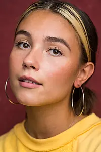 Актриса Ханна Макивер — фото персоны