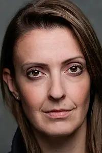 Актриса Steph Parry — фото персоны
