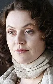 Актриса Стейнюнн Оулина Торстейнсдоуттир — фото персоны