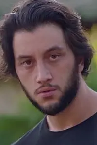 Актёр Yigitcan Özyigit — фото персоны