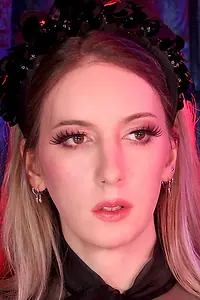 Актриса Natalie Wynn — фото персоны