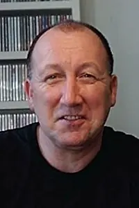 Актёр Роджер Шеннон — фото персоны