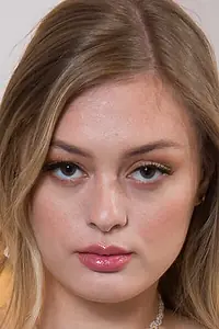 Актриса Amber Moore — фото персоны