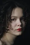 Актриса Юлия Бурова — превью фото персоны