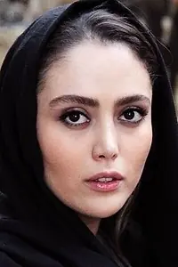 Актриса Shadi Mokhtari — главное фото персоны