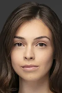 Актриса Hazal Araci — фото персоны