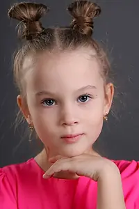 Актриса Арина Погорелова — фото персоны