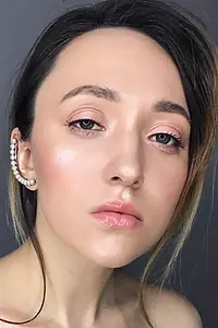 Актриса Алсу Шарипова — фото персоны