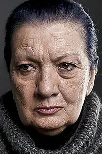Актриса Лени Пинтя-Хомяг — фото персоны
