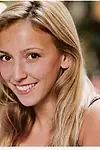 Актриса Adrienne Campbell-Holt — превью фото персоны