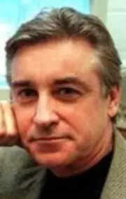 Актёр Майк Роуб — фото персоны