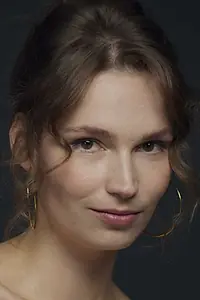 Актриса Полина Булгакова — фото персоны