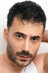 Актёр Berkay Akdemir — главное фото персоны