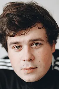 Актёр Егор Овчинников — фото персоны