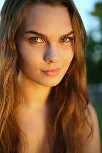 Актриса Анна Грэйс Стюарт — фото персоны