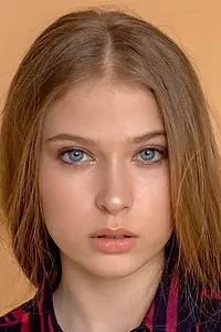 Актриса Полина Аниканова — фото персоны