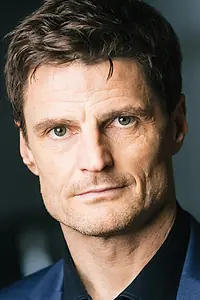 Актёр Боб Фрейзер — фото персоны
