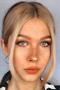 Актриса Алиса Вишня — главное фото персоны