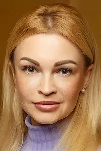 Актриса Любовь Егорова — фото персоны