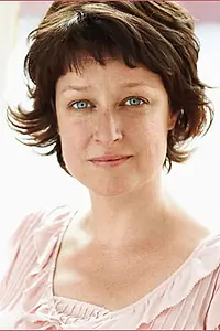 Актриса Julie McClemens — фото персоны