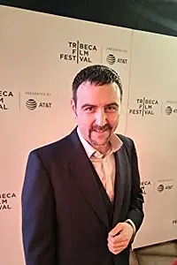 Актёр Дилан Бэнк — фото персоны