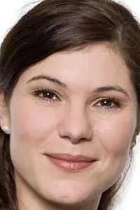 Актриса Yasmina Djaballah — фото персоны