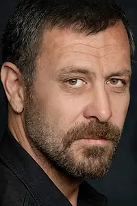 Актёр Нежат Ишлер — фото персоны