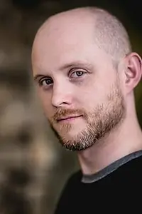 Актёр Уоррен Рашер — фото персоны