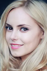 Актриса Ханна Тойнтон — фото персоны
