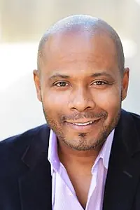 Актёр Майк Рэй — главное фото персоны